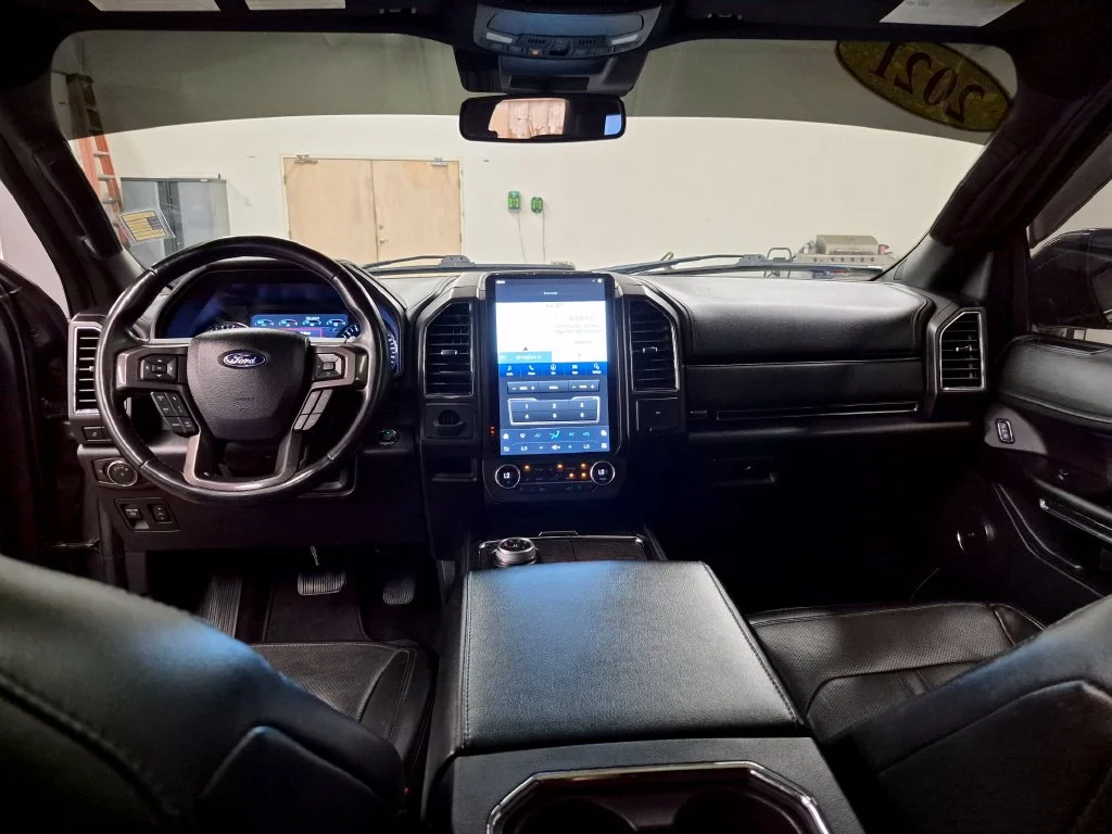 Used 2021 Magnetic Ford Limited image 22