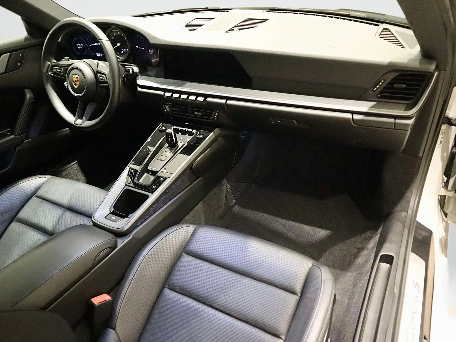 Used 2022 Agate Grey Metallic Porsche Carrera S image 14