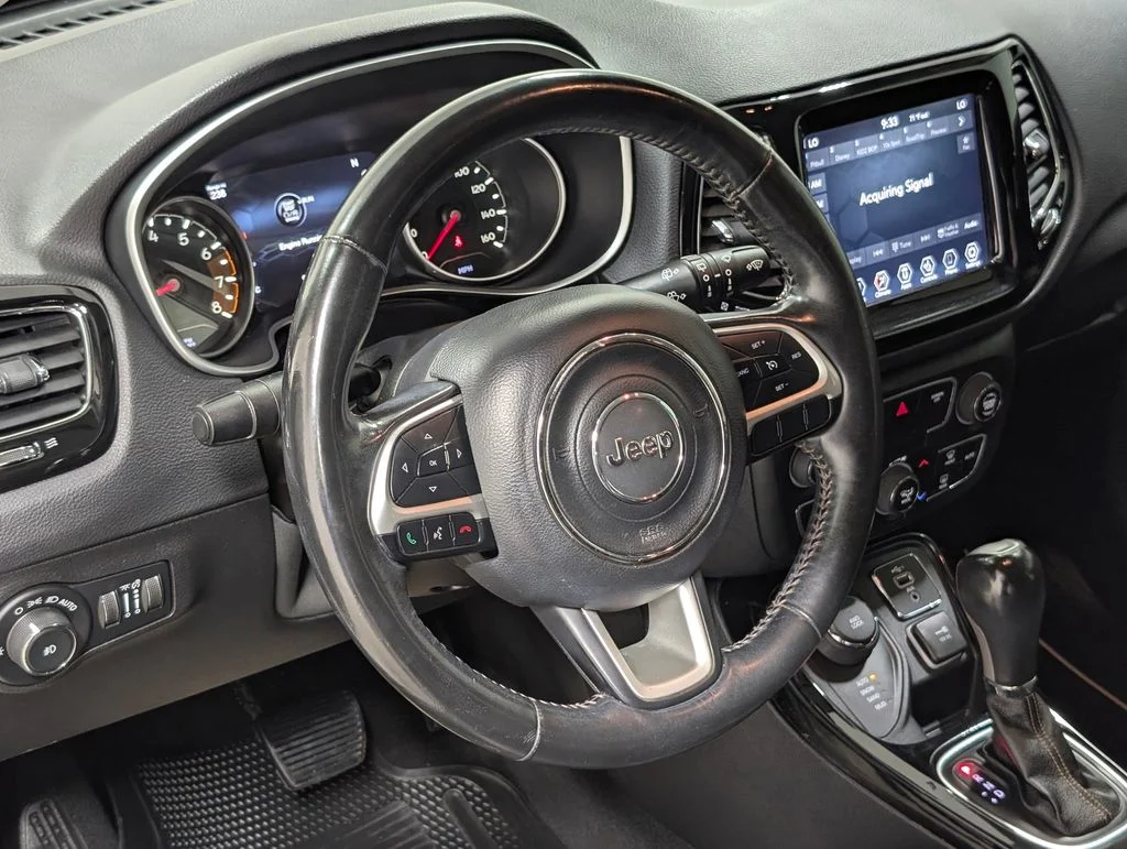 Certified Used 2019 White Clearcoat Jeep Limited image 10