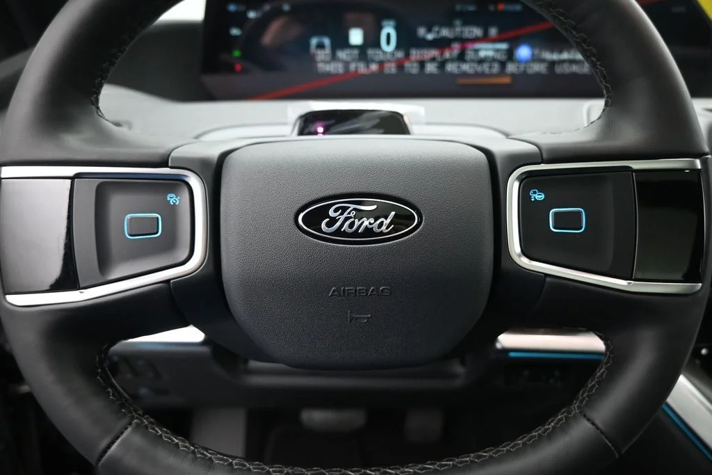 New 2026 Black Ford Platinum image 11