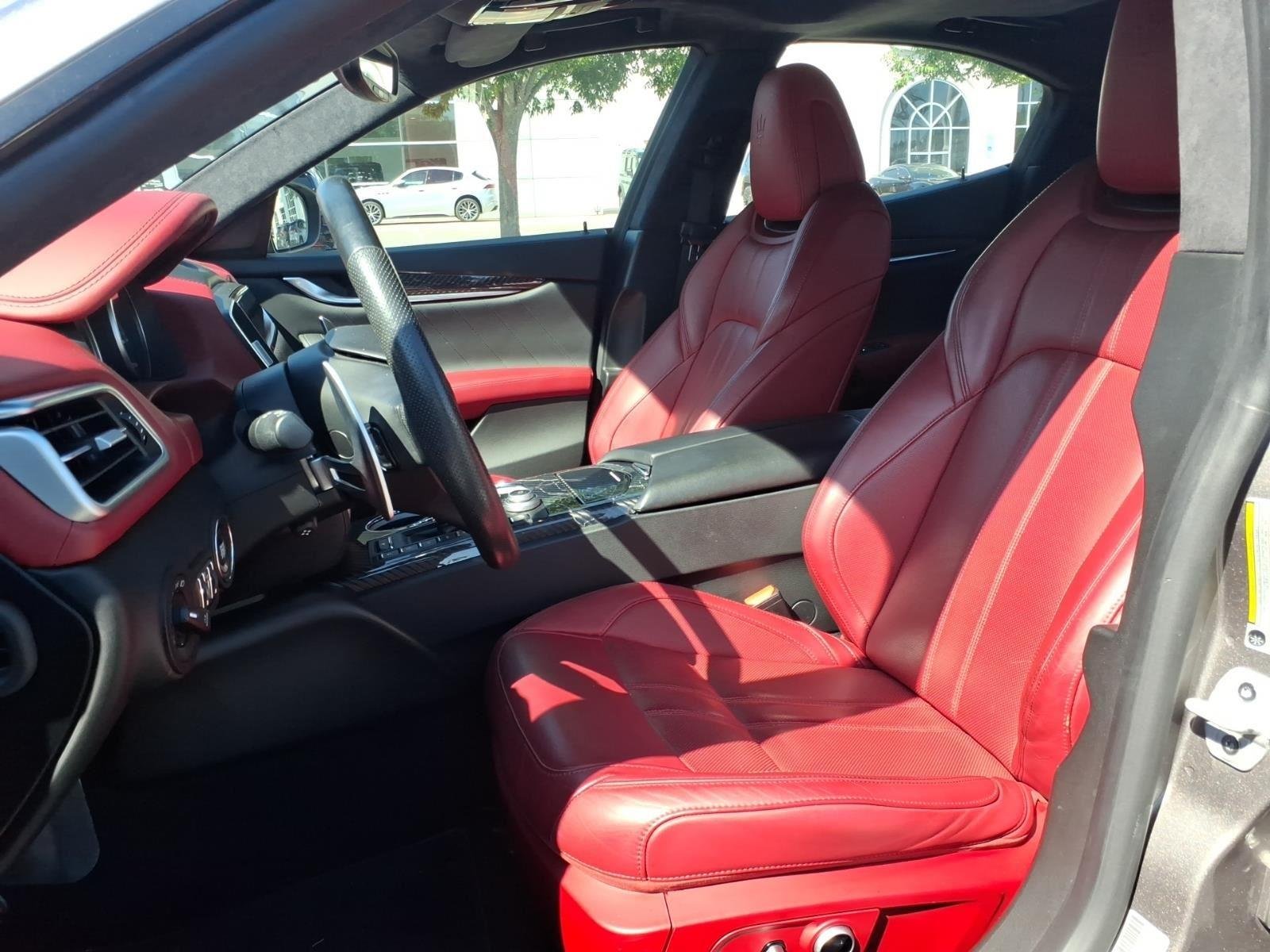 Used 2022 Grigio Metallic Maserati Modena image 19