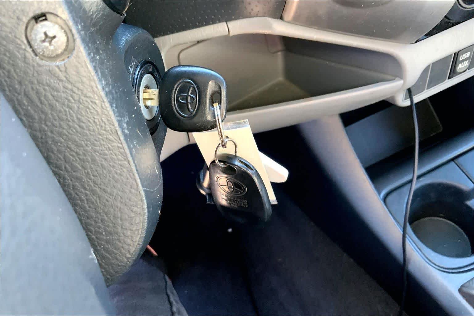 Used 2013 Magnetic Gray Metallic Toyota  image 14