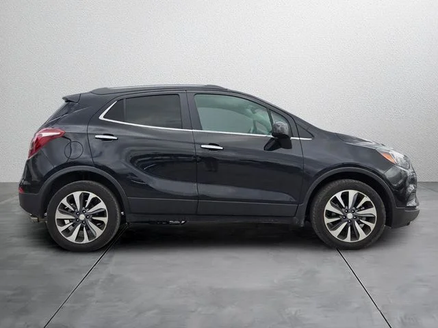 Used 2022 Black Buick Preferred image 5