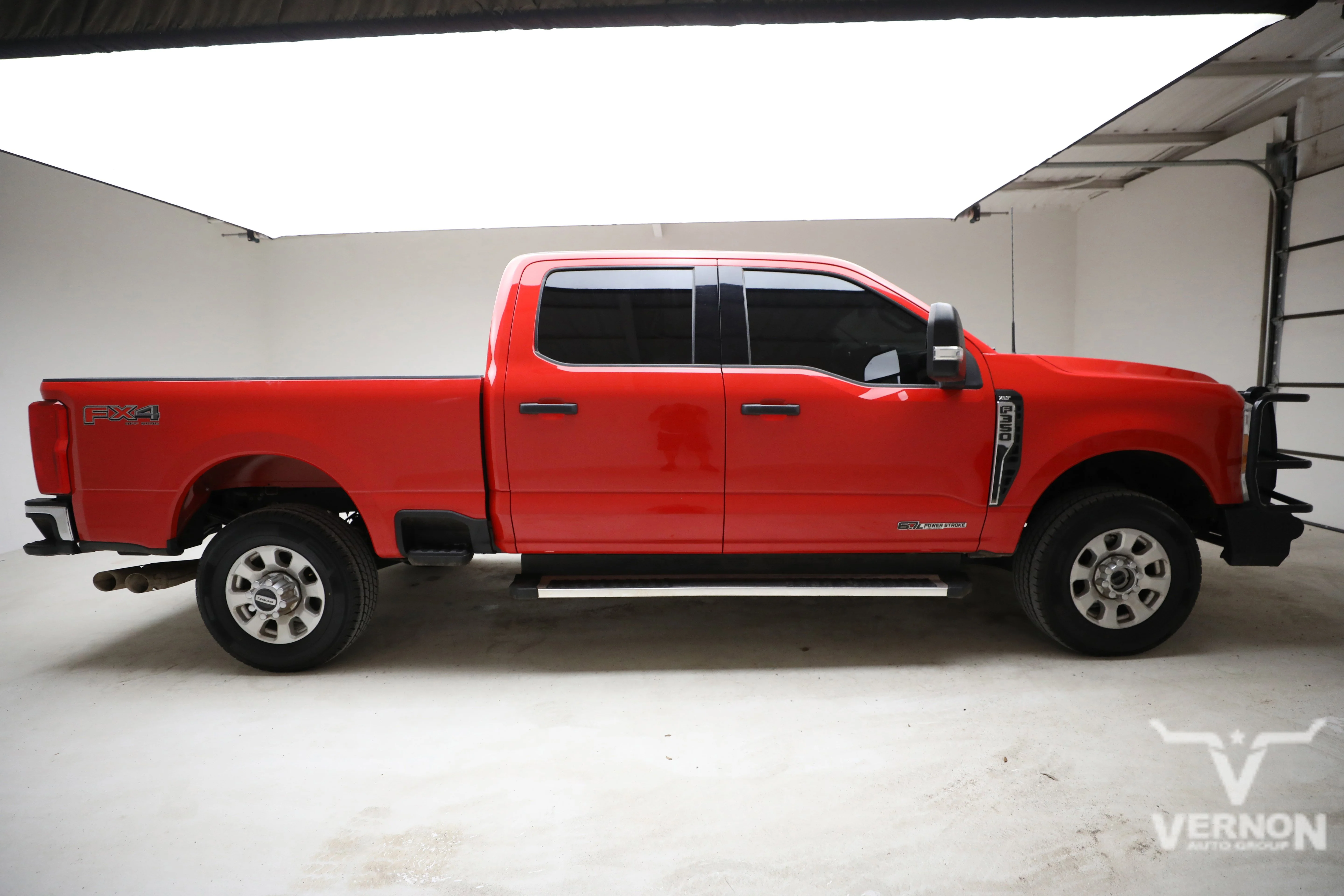 Pre-Owned 2023 Ford Super Duty F-350 SRW XLT Crew Cab 4x4 Fx4