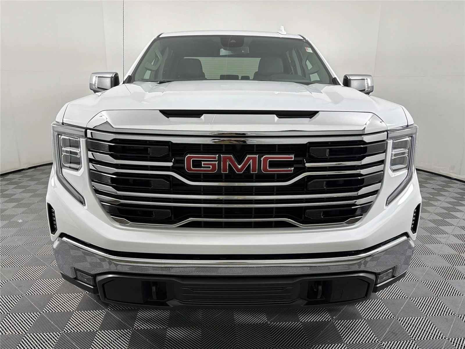 New 2026 Summit White GMC SLT image 2