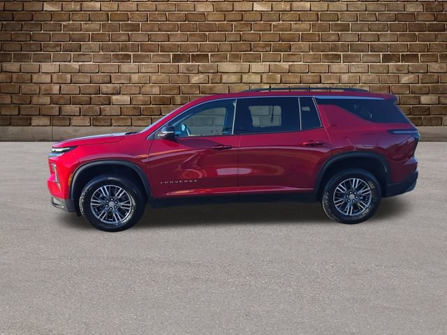 2025 Chevrolet Traverse photo 2