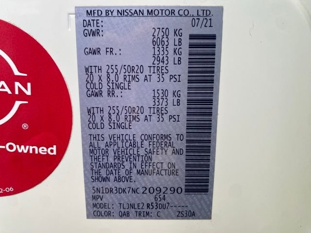Used 2022 White Nissan Platinum image 25