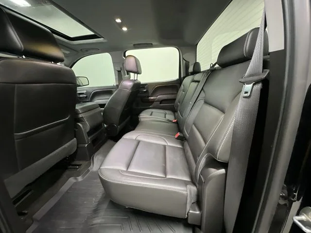 Used 2018 Black GMC SLT image 24