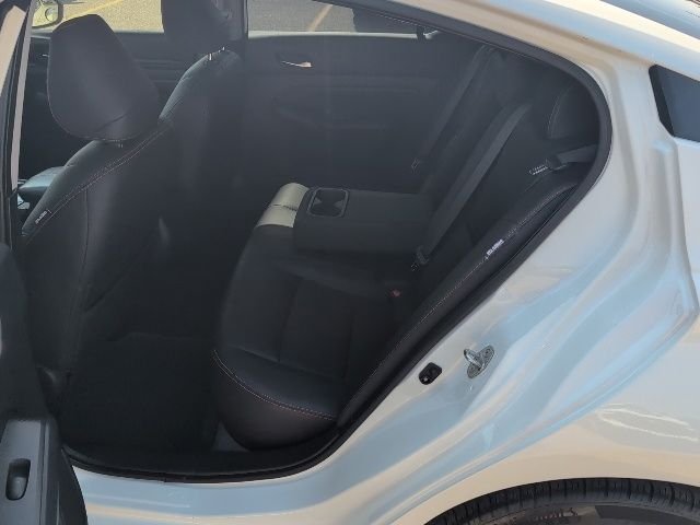 Used 2020 White Nissan 2.5 SR image 12