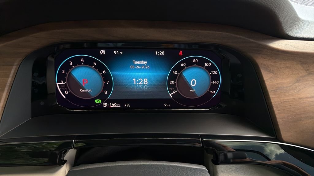 New 2026 Deep Black Pearl Volkswagen 2.0T SE w/Technology image 28