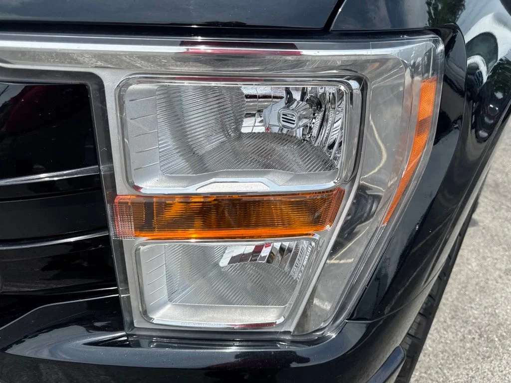 Used 2022 Black Metallic Ford XL image 47