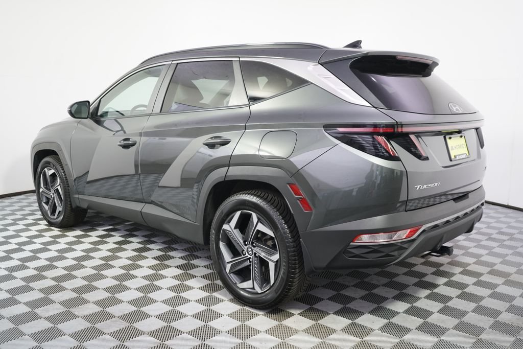 Used 2023 Gray Hyundai SEL Convenience image 3