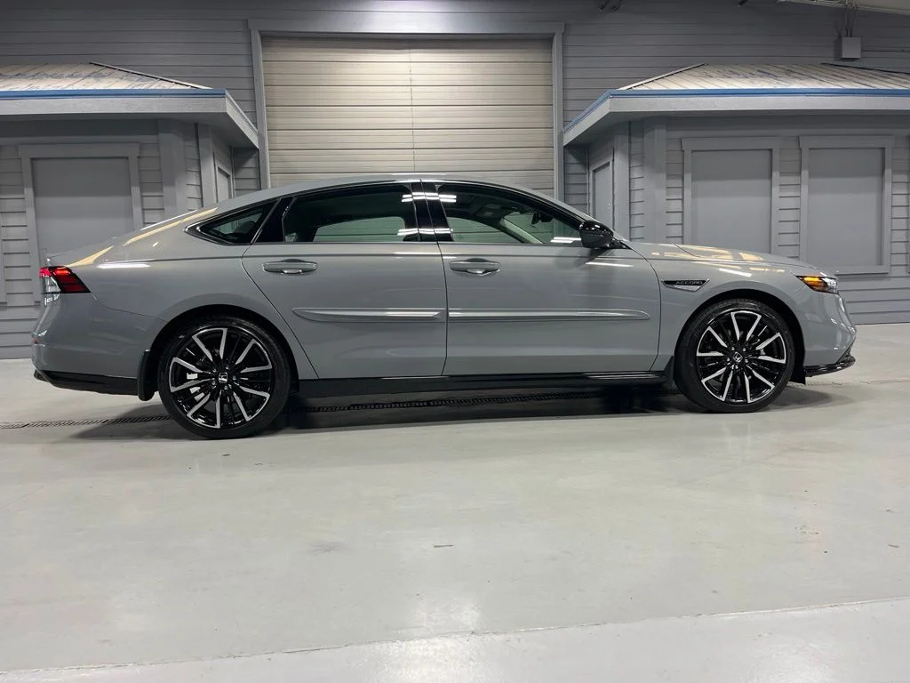 2026 Honda Accord Hybrid Touring - Photo 8