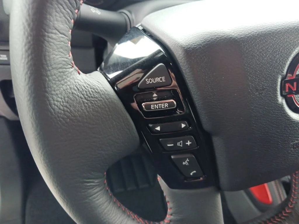 Used 2026 Green Nissan PRO-X image 34