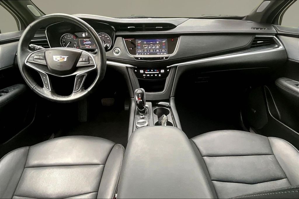 Used 2024 Crystal White Cadillac Premium Luxury image 7