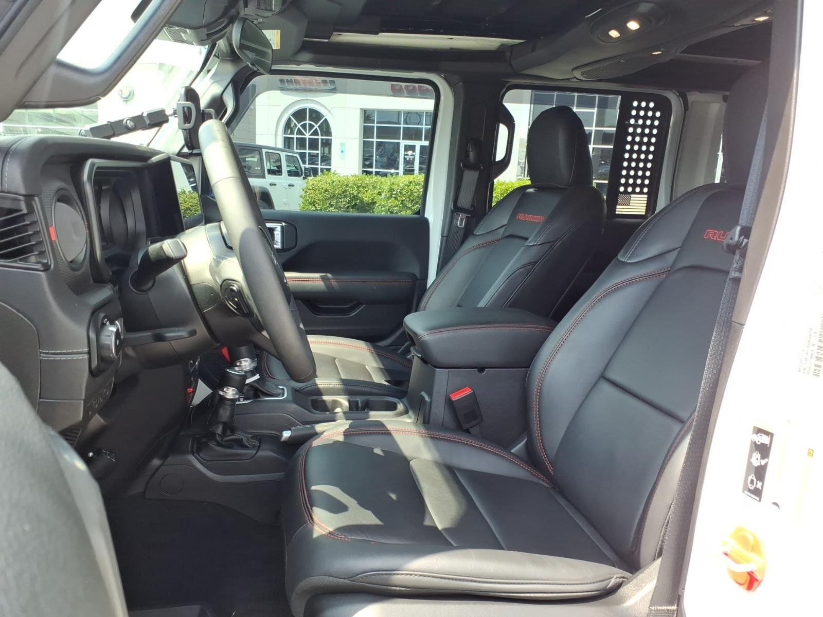 Used 2025 Bright White Clearcoat Jeep Rubicon image 20