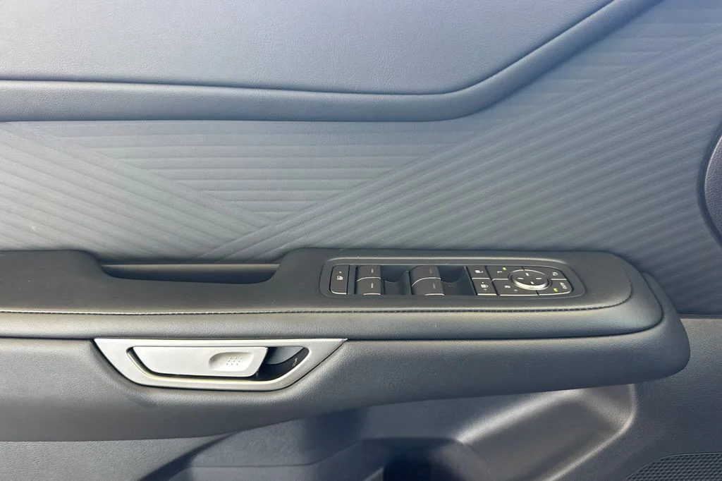 2026 Lexus ES BEV 500e Premium AWD - Photo 11