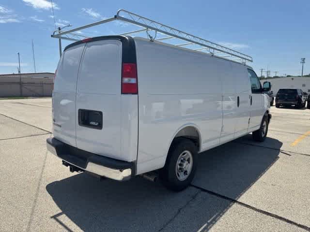 2026 Chevrolet Express Cargo Work Van - Photo 6