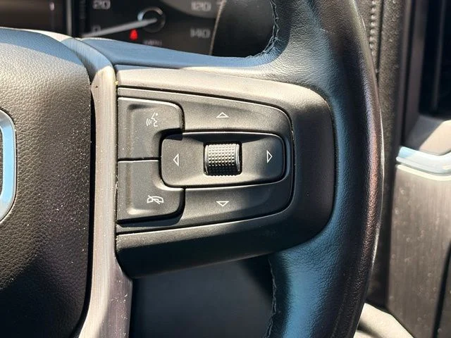 Used 2022 Black GMC Denali image 23