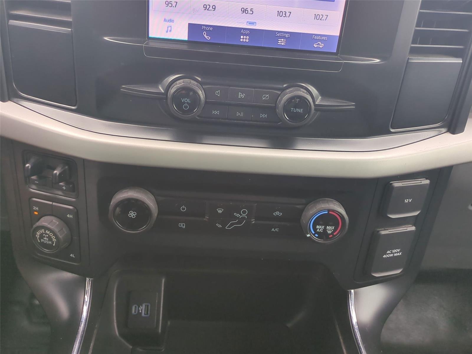 Used 2022 Oxford White Ford XL image 41