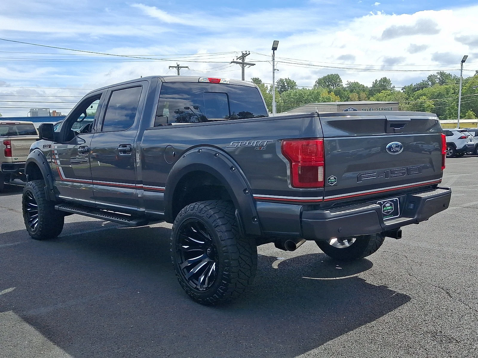 Used 2019 Magnetic Metallic   J7 Ford LARIAT image 7