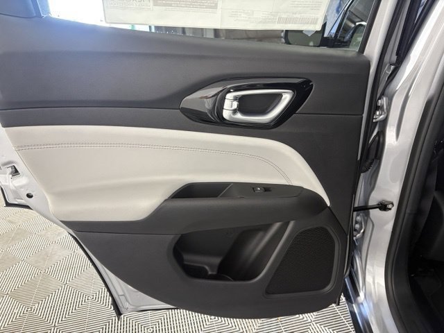 New 2026 Silver Jeep Limited image 19