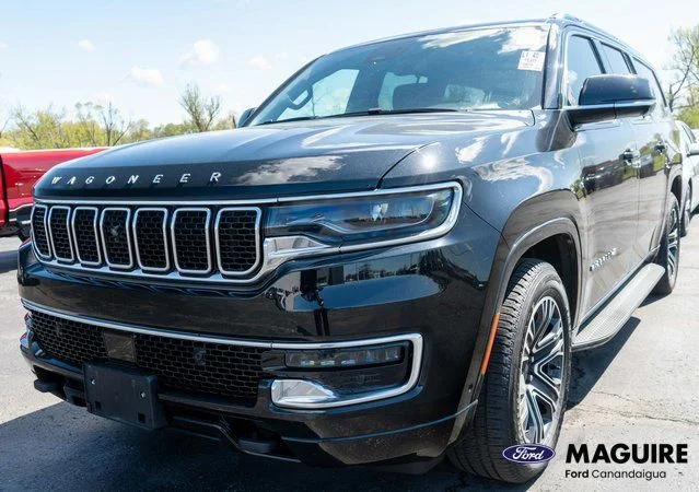 2023 Jeep Wagoneer L Series I 4WD's photo