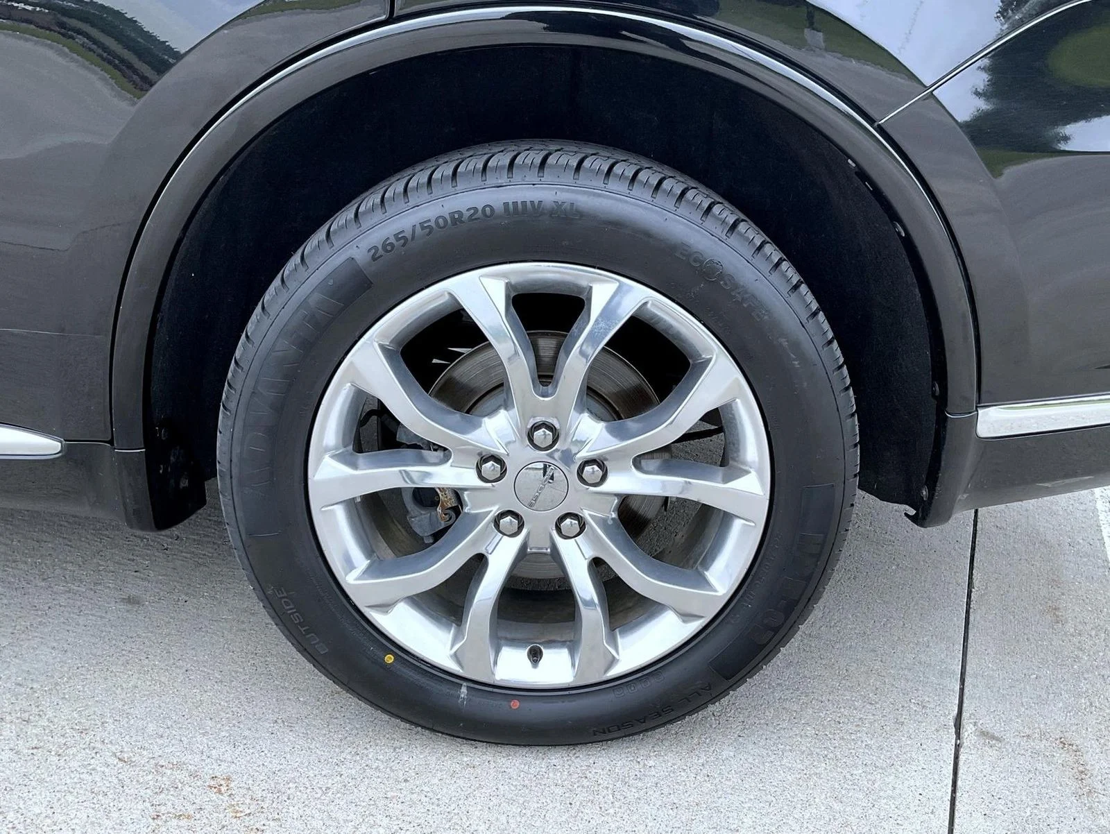 Used 2017 Black Dodge Citadel image 24