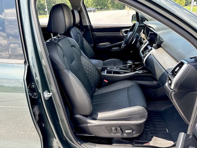 Used 2021 Green Kia SX Prestige X-Line image 27