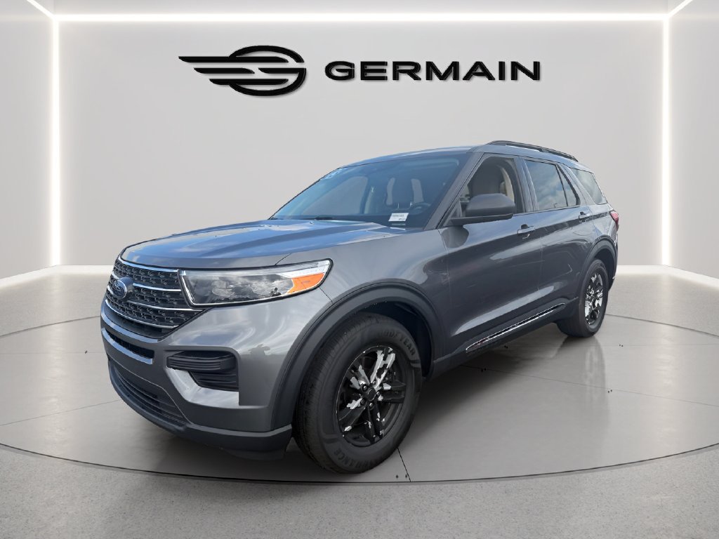Used 2023 Gray Metallic Ford XLT image 3
