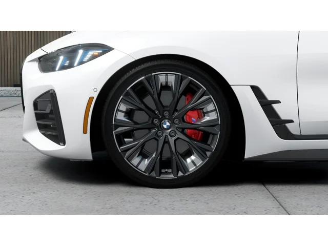 New 2026 Mineral White Metallic BMW  image 7