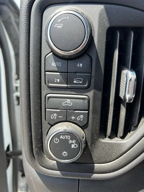 Used 2024 Summit White Chevrolet Custom image 6