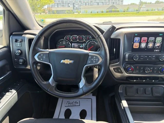 Used 2016 SUMMIT WHITE Chevrolet LT image 3