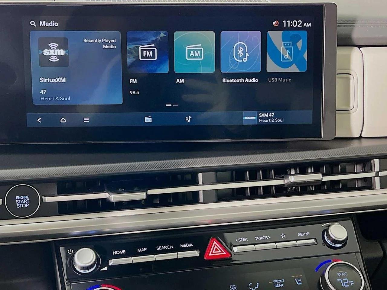 2026 Hyundai Santa Fe Hybrid — photo 9