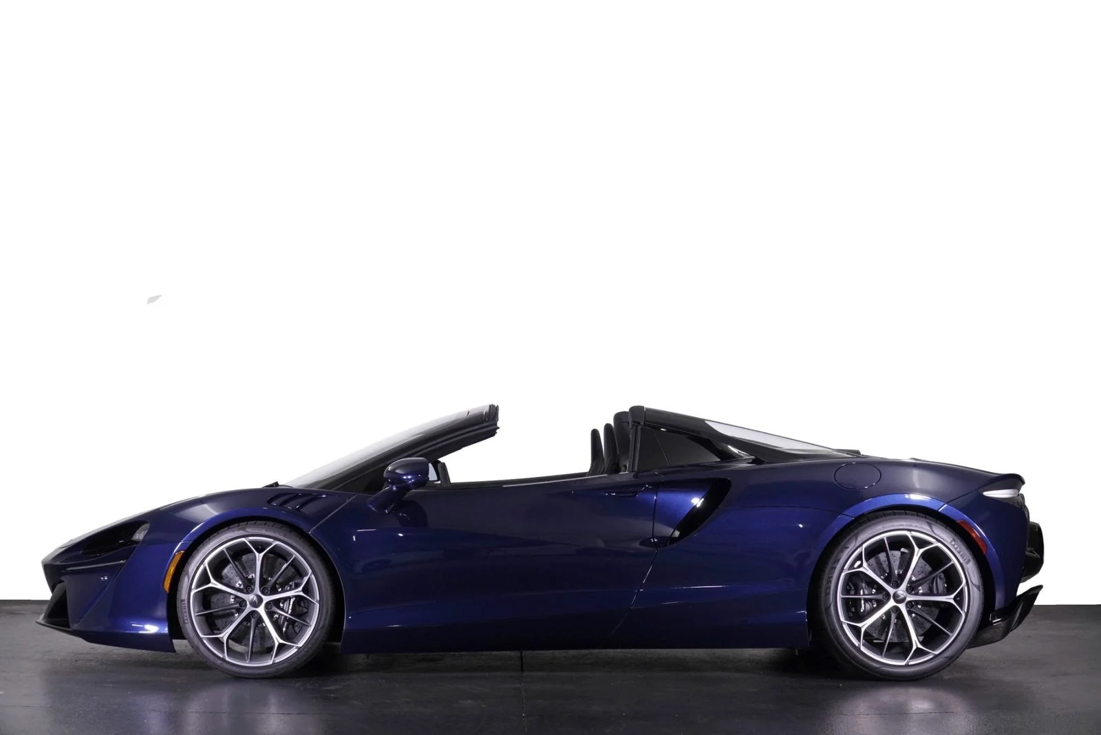 New 2026 Blue McLaren  image 28