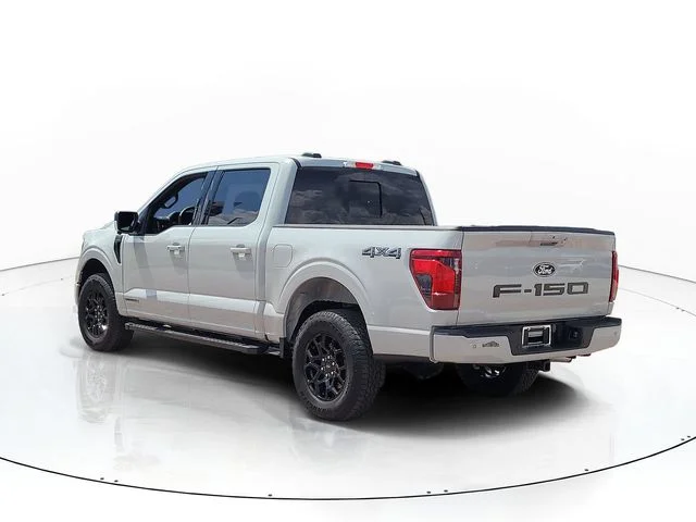 Used 2024 White Ford XLT image 7