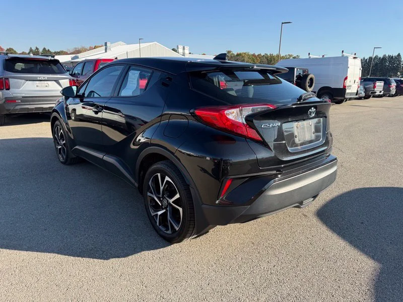 Used 2021 Black Toyota XLE image 17