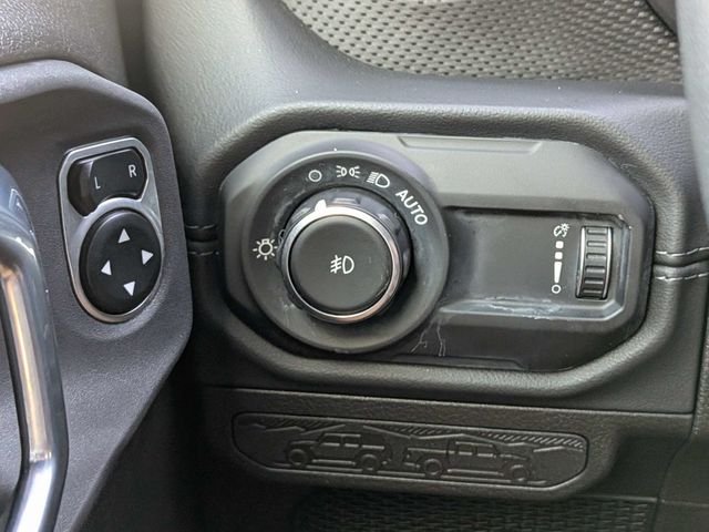 Used 2024 Gray Jeep Rubicon image 29