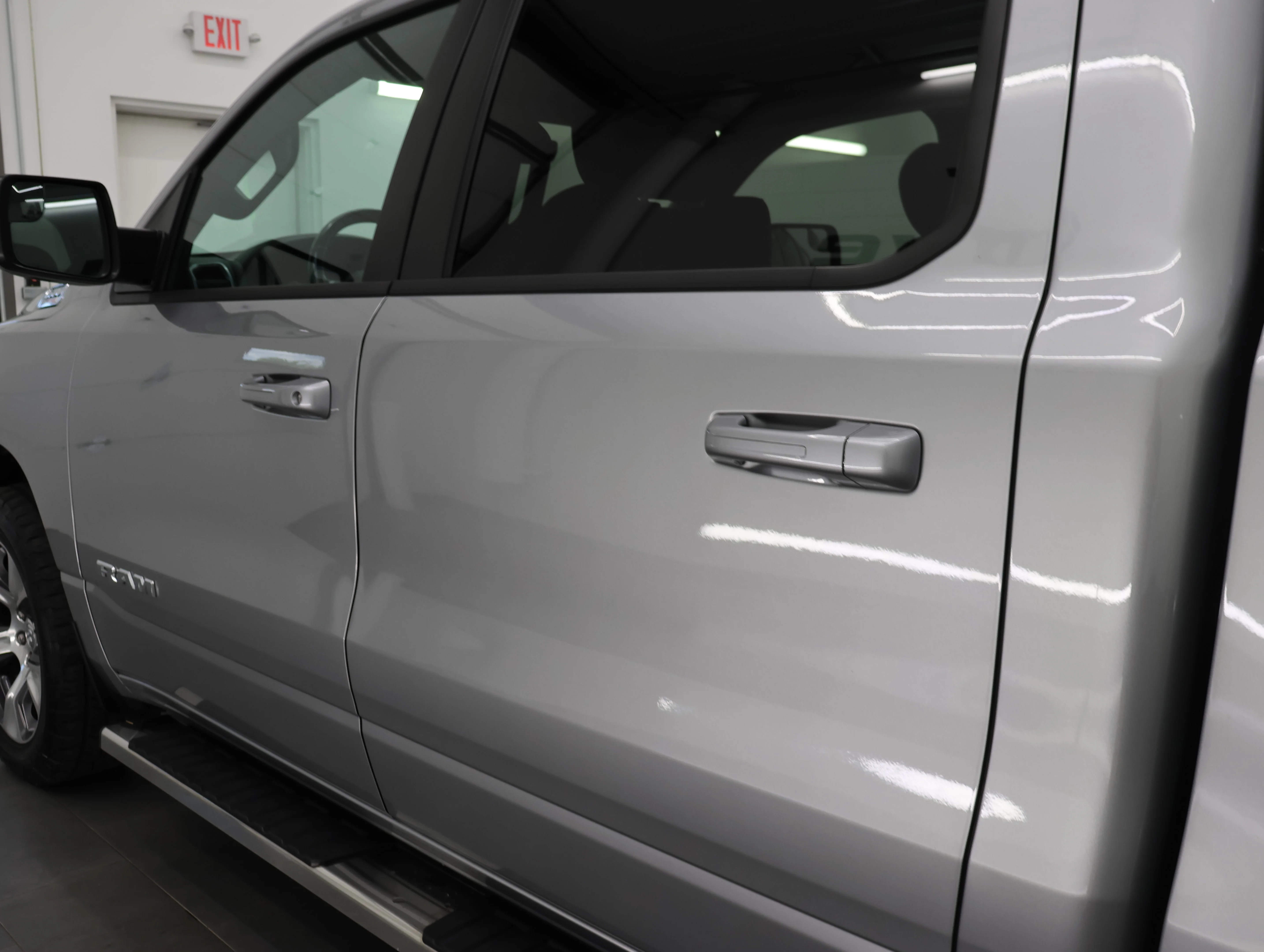 Used 2022 Billet Silver Metallic Clearcoat Ram Big Horn/Lone Star image 32