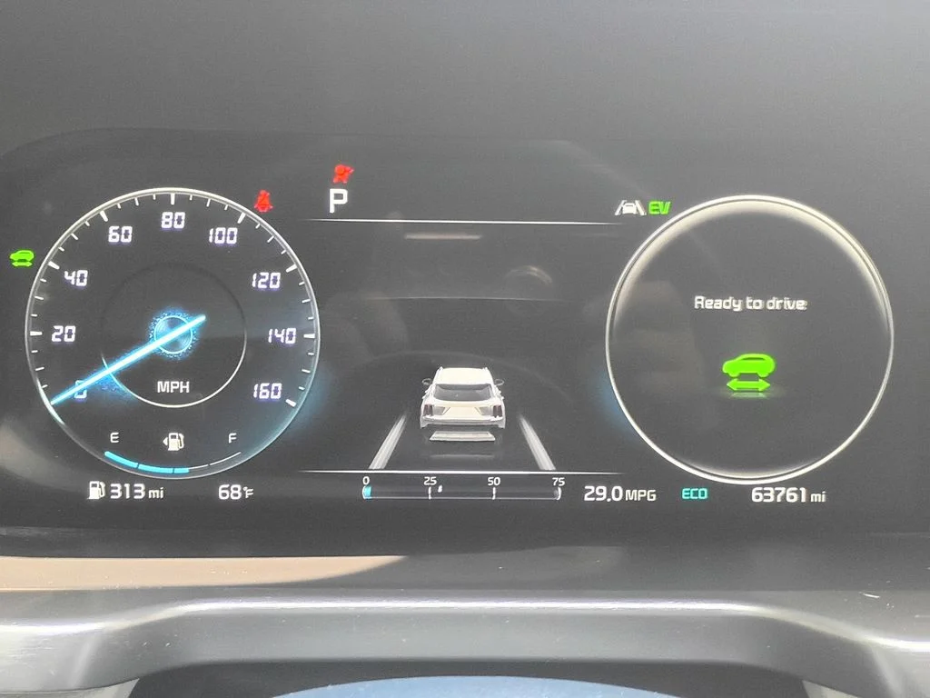 Used 2023 Platinum Graphite Kia SX Prestige image 20