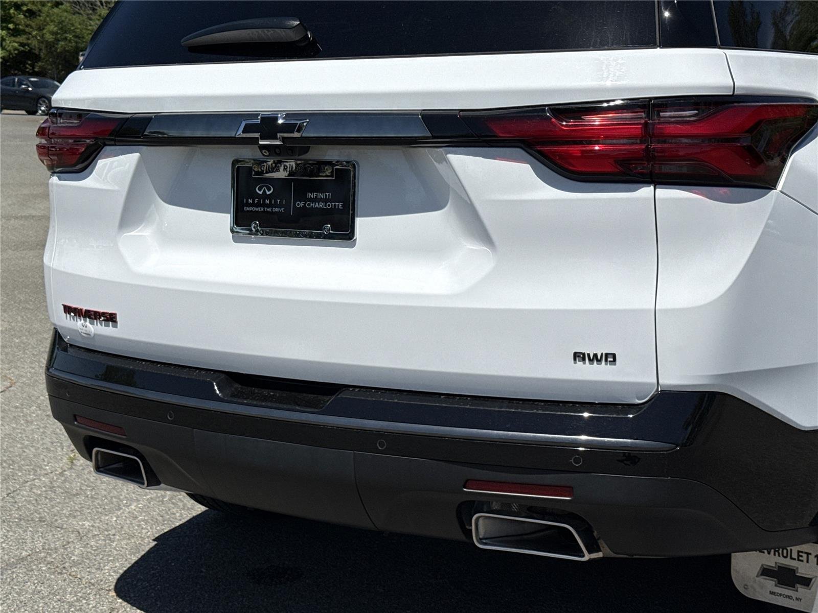 Used 2023 Summit White Chevrolet Premier image 31