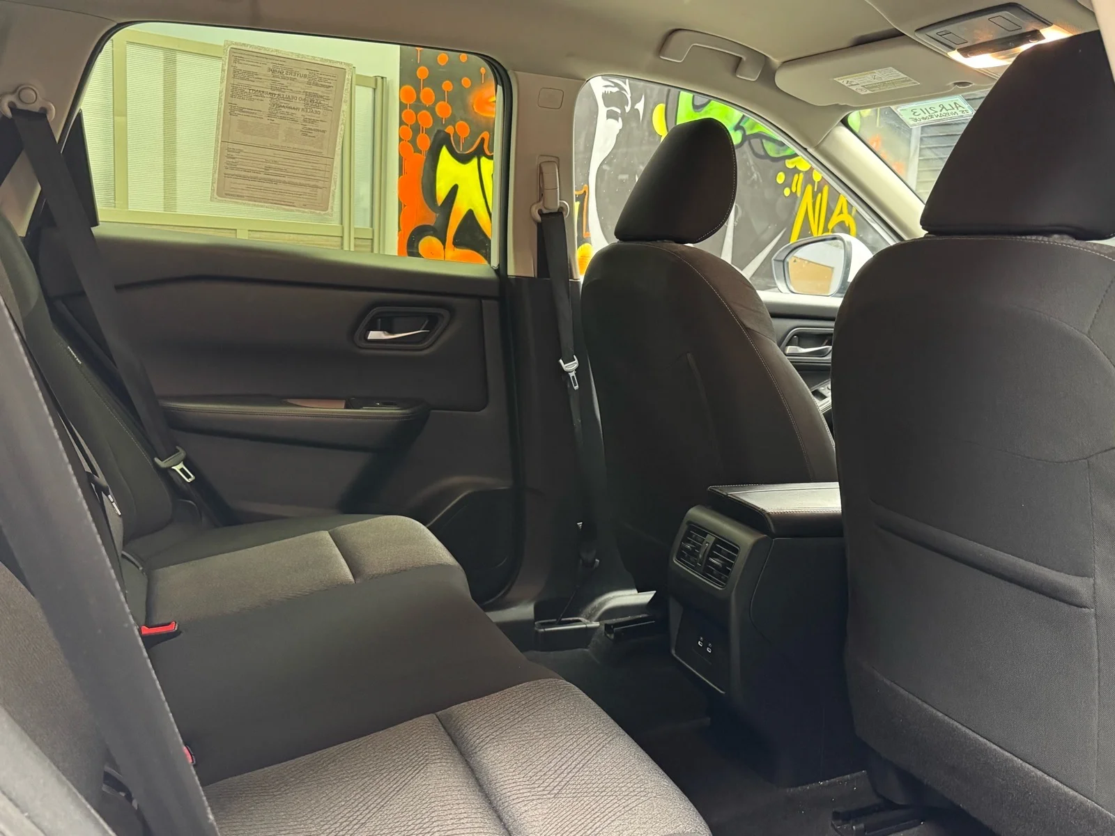 Used 2025 Everest White Pearl (qbe) Nissan SV image 26