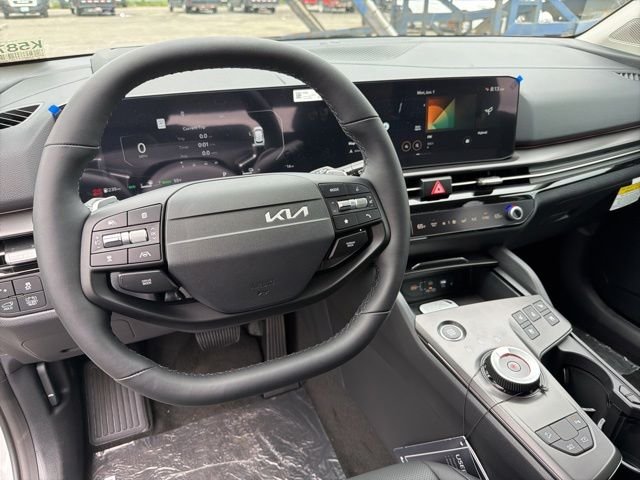 New 2026 Snow White Pearl Kia SX Prestige image 15