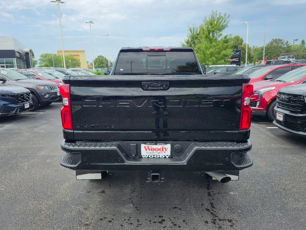 2024 Chevrolet Silverado 3500HD LT - Photo 8