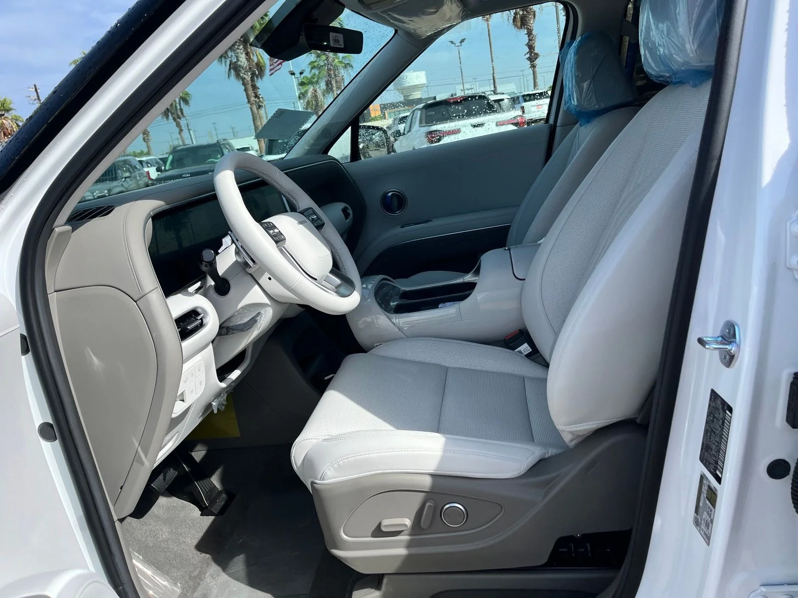 New 2027 White Hyundai Blue SEL image 16