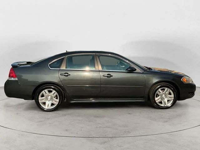 Used 2012 Gray Chevrolet LT image 4