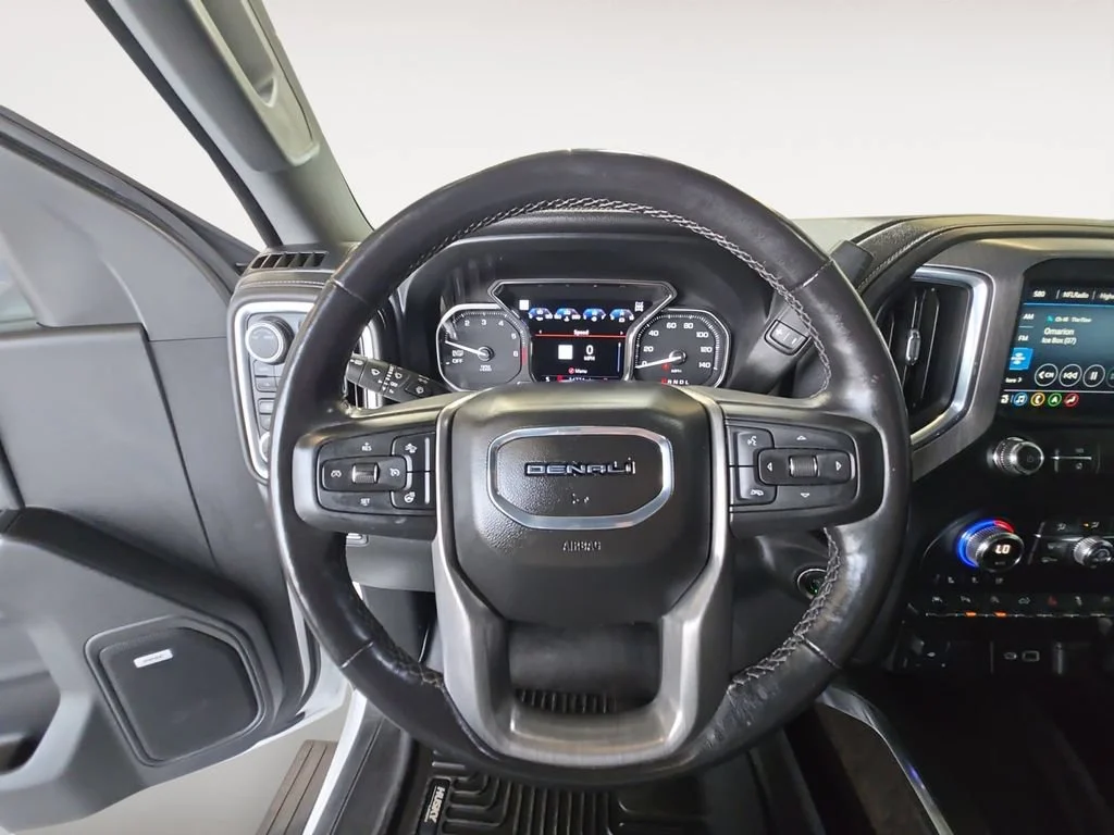 Used 2020 WHITE FROST TRICOAT GMC Denali image 13