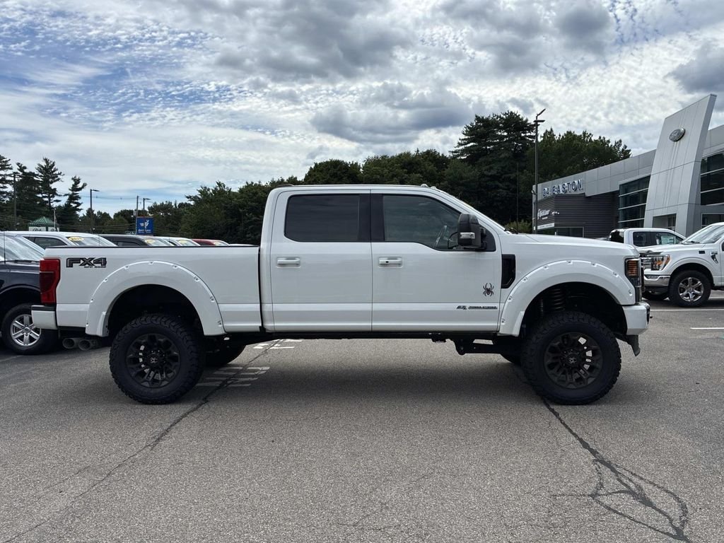 Used 2022 White Ford Lariat image 8