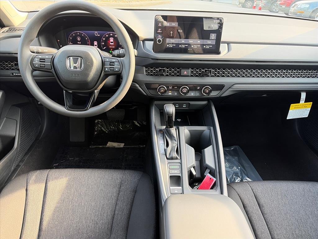 New 2026 Platinum White Pearl Honda LX image 6