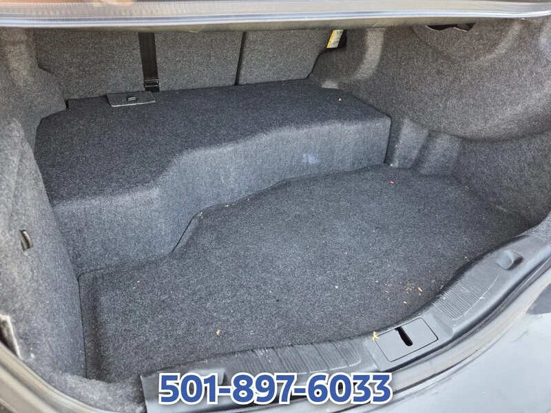 Used 2019 Black FORD SE FWD image 13
